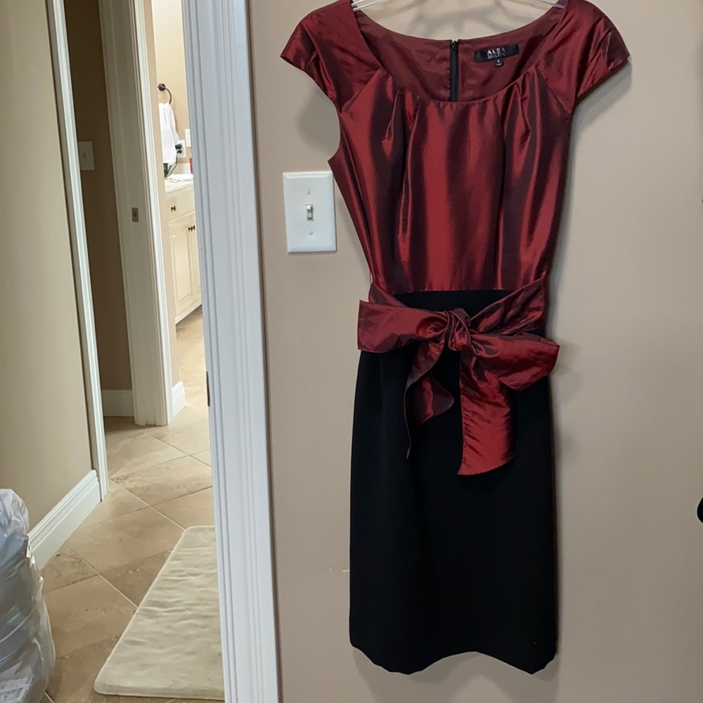 Women’s dress